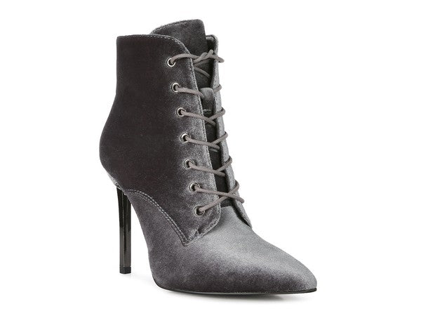 Bornsta velvet high heeled velvet boots