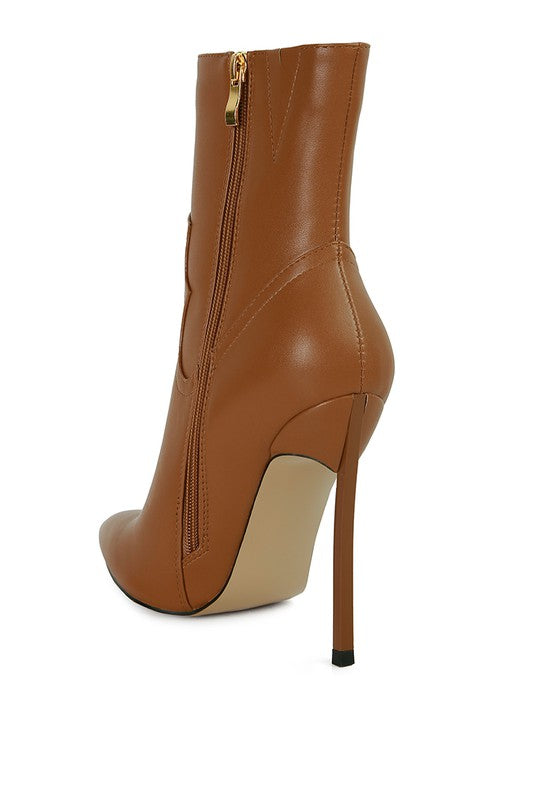 Cowgirl high heel ankle boot